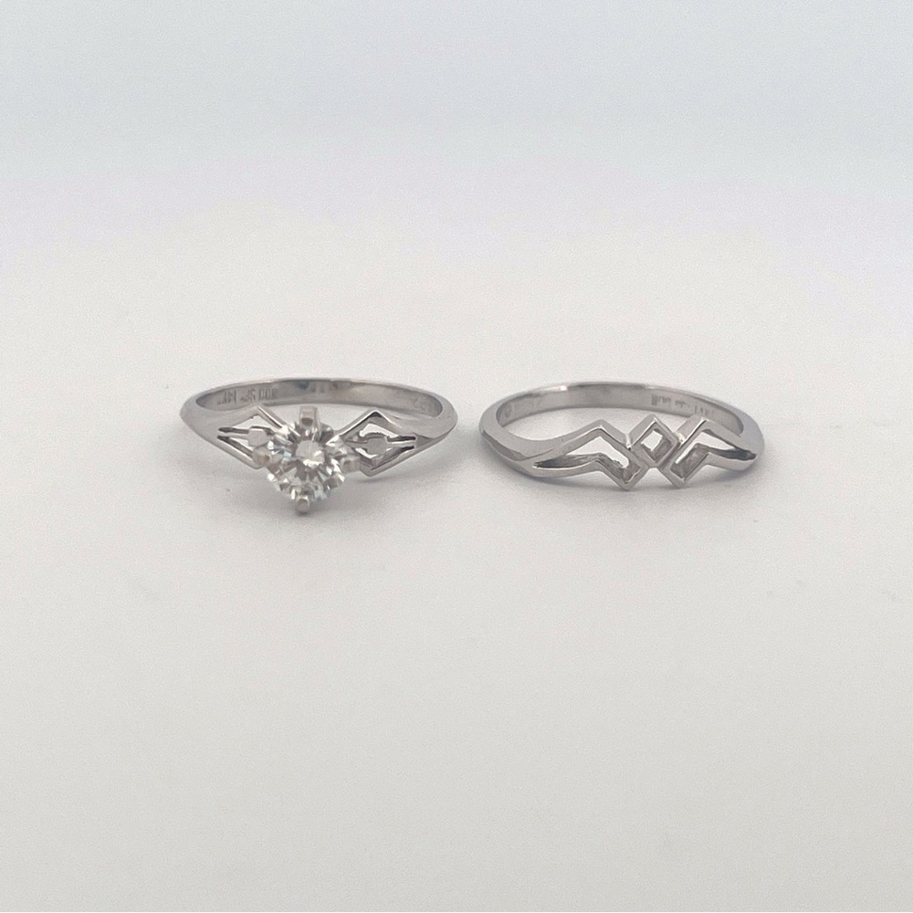 Elegant 14 Karat White Gold, 0.5 ct Diamond Ring Set
